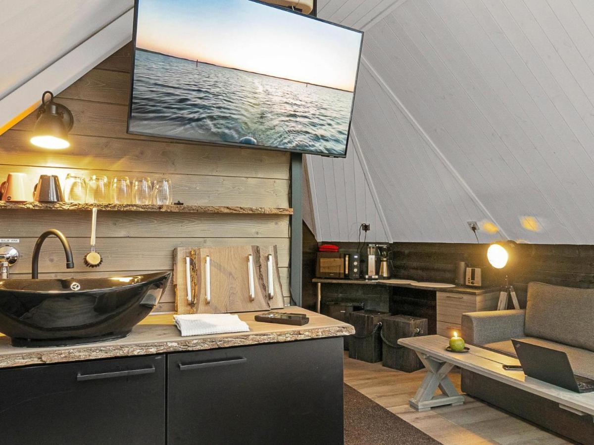 סאלה Holiday Home Samruam B Aurora Cabin By Interhome מראה חיצוני תמונה